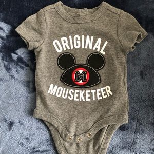 SOLD Summer boy outfits sizes 0-3